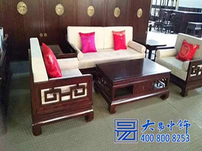 2017年度金秋大贈送 古典榆木沙發(fā)原價4.5萬現價2.68萬