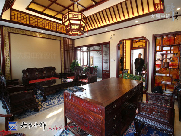 北京順義工業(yè)園區(qū)藥業(yè)集團(tuán)中式辦公空間中式裝修設(shè)計元素