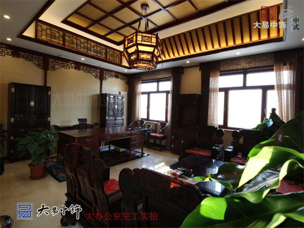 北京順義工業(yè)園區(qū)藥業(yè)集團(tuán)中式辦公空間中式裝修設(shè)計元素